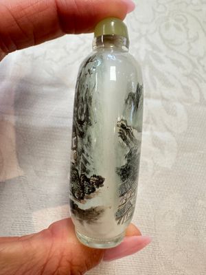 Six Chinese inside-painted snuff bottles, signed Xue Shaofu 薛少甫, Ye Fuying 葉甫英 and Yan Yutian 閻玉田, 20th C. — photo 19