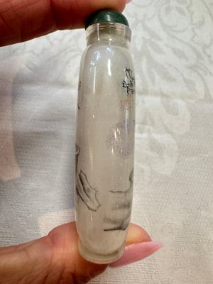 Six Chinese inside-painted snuff bottles, signed Xue Shaofu 薛少甫, Ye Fuying 葉甫英 and Yan Yutian 閻玉田, 20th C. — photo 28
