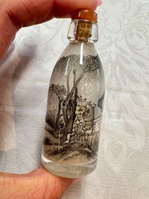 Six Chinese inside-painted snuff bottles, signed Xue Shaofu 薛少甫, Ye Fuying 葉甫英 and Yan Yutian 閻玉田, 20th C. — photo 3