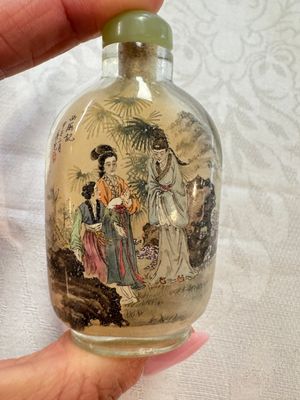 Six Chinese inside-painted snuff bottles, signed Xue Shaofu 薛少甫, Ye Fuying 葉甫英 and Yan Yutian 閻玉田, 20th C. — photo 32