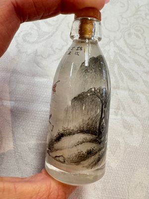 Six Chinese inside-painted snuff bottles, signed Xue Shaofu 薛少甫, Ye Fuying 葉甫英 and Yan Yutian 閻玉田, 20th C. — photo 5