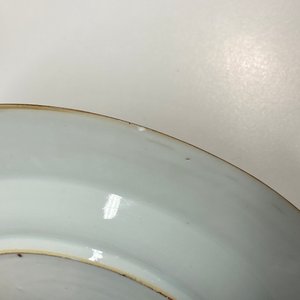 Six Chinese iron red and grisaille capucin brown-ground plates, Qianlong — 照片 11