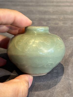 Six Chinese Longquan celadon jarlets with incised floral design, Yuan/Ming — photo 20