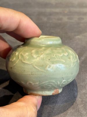 Six Chinese Longquan celadon jarlets with incised floral design, Yuan/Ming — photo 25