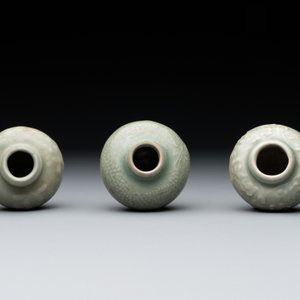 Six Chinese Longquan celadon jarlets with incised floral design, Yuan/Ming — photo 6