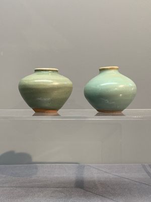 Six Chinese Longquan celadon jarlets, Yuan/Ming — photo 13