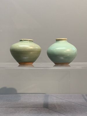 Six Chinese Longquan celadon jarlets, Yuan/Ming — photo 16