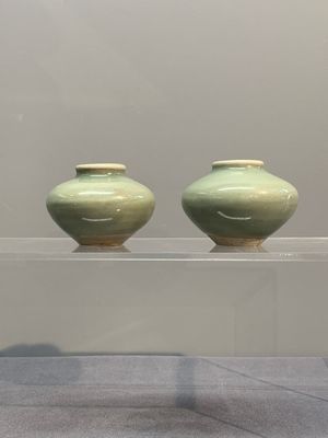 Six Chinese Longquan celadon jarlets, Yuan/Ming — photo 3