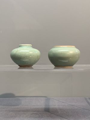 Six Chinese Longquan celadon jarlets, Yuan/Ming — photo 7