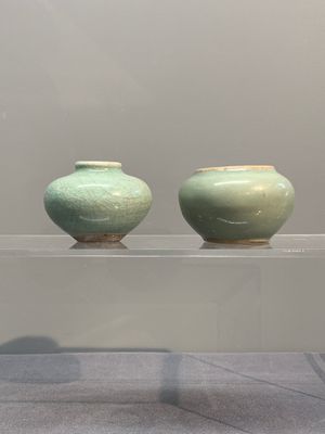 Six Chinese Longquan celadon jarlets, Yuan/Ming — photo 9