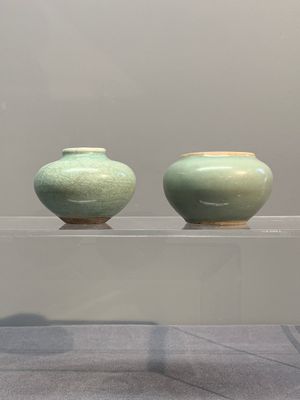 Six Chinese Longquan celadon jarlets, Yuan/Ming — photo 10