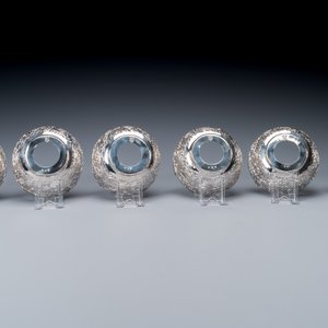 Six Chinese reticulated silver 'bamboo' bowls with glass inserts, 19/20th C. — photo 11