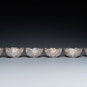 Six Chinese reticulated silver 'bamboo' bowls with glass inserts, 19/20th C. — photo 6