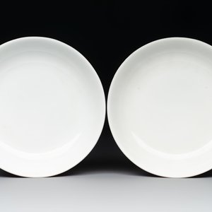 Six Chinese robin's egg-glazed saucers and seven ruby-back plates, Qianlong and Shengshengchun 生生春 marks, 19/20th C. — photo 6