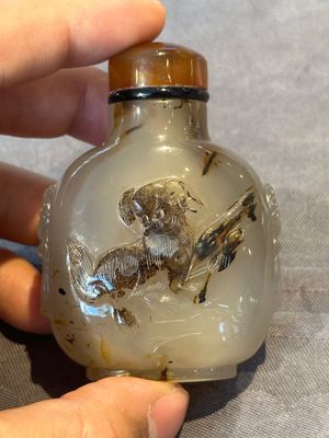 Six Chinese rock crystal and agate snuff bottles, 19/20th C. — photo 10