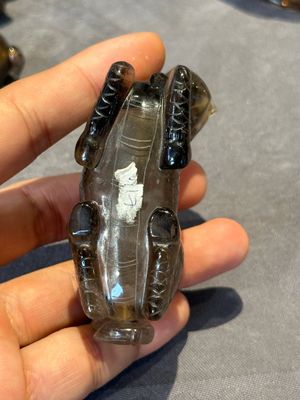 Six Chinese smoky quartz animal-form snuff bottles, 19th/20th C. — photo 13