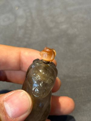 Six Chinese smoky quartz animal-form snuff bottles, 19th/20th C. — photo 6