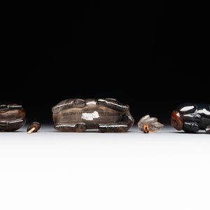 Six Chinese smoky quartz animal-form snuff bottles, 19th/20th C. — photo 7