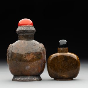 Six Chinese snuff bottles in various carved gemstones, 19/20th C. — photo 10