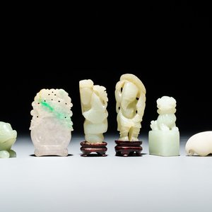 Six Chinese white and celadon jade carvings, 19/20th C. — photo 1