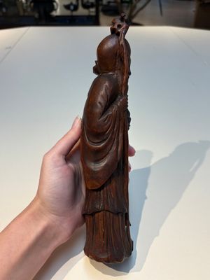 Six Chinese wooden and bamboo carvings, 19/20th C. — photo 29