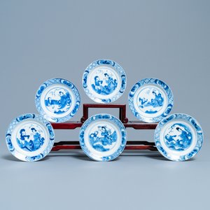 Six coupelles en porcelaine de Chine en bleu et blanc, Kangxi — photo 1