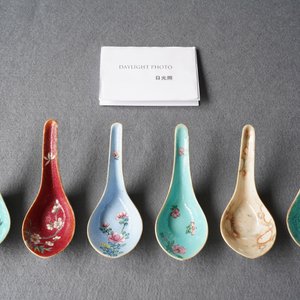 Six cuillères en porcelaine de Chine, 19/20ème — photo 15
