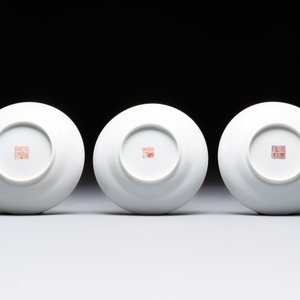 Six fine Chinese famille rose 'Xi Xiang Ji' cups and saucers, Xianfeng mark and of the period — photo 4