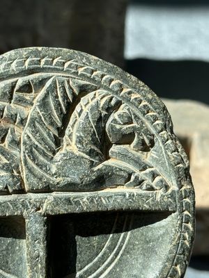Six Gandhara grey schist fragments with divinities and floral design, 1/4th C. — 照片 12