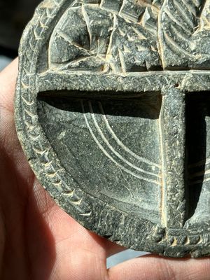 Six Gandhara grey schist fragments with divinities and floral design, 1/4th C. — 照片 14