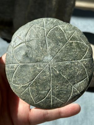 Six Gandhara grey schist fragments with divinities and floral design, 1/4th C. — 照片 16