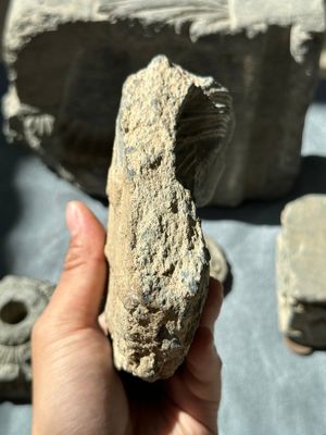 Six Gandhara grey schist fragments with divinities and floral design, 1/4th C. — 照片 9