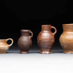 Six German stoneware jugs and mugs, 15/16th C. — foto 8
