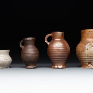 Six German stoneware jugs and mugs, 15/16th C. — foto 10