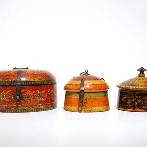 Six iron-mounted painted wood covered boxes, India and Afghanistan, 19/20th C. — photo 2