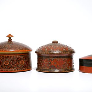Six iron-mounted painted wood covered boxes, India and Afghanistan, 19/20th C. — photo 8
