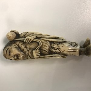 Six Japanese ivory and boxwood netsuke, Meiji/Showa, 19/20th C. — 照片 2