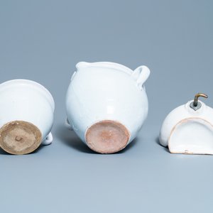 Six large pieces of white Delftware, 18/19th C. — photo 7