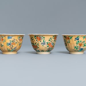 Six lobed Chinese famille verte café-au-lait-ground cups and saucers, Kangxi — photo 13