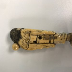Six netsuke en ivoire et buis, Meiji/Showa, 19/20ème — photo 3