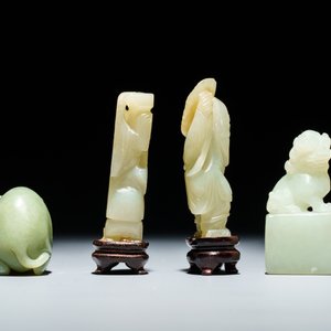 Six oeuvres en jade blanc et céladon sculpté, Chine, 19/20ème — photo 7