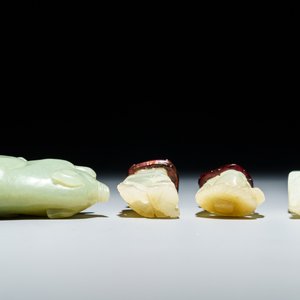 Six oeuvres en jade blanc et céladon sculpté, Chine, 19/20ème — photo 9