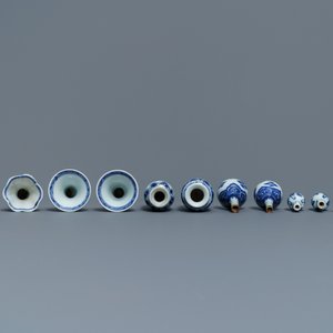 Six pairs of small Chinese blue and white vases, Kangxi — 照片 7