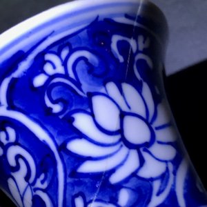 Six petits vases en porcelaine de Chine bleu et blanc, Kangxi — photo 8
