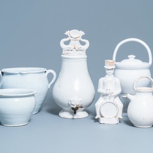 Six pièces en faïence blanche de Delft, 18/19ème — photo 1