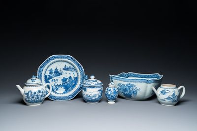 Six pièces en porcelaine de Chine en bleu et blanc, Qianlong