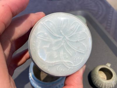 Six pièces en porcelaine de Chine en céladon et qingbai, Song et postérieur — photo 15