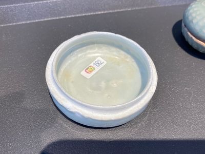 Six pièces en porcelaine de Chine en céladon et qingbai, Song et postérieur — photo 18