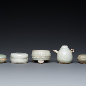 Six pièces en porcelaine de Chine en céladon et qingbai, Song et postérieur — photo 5