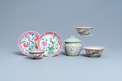 Six pièces en porcelaine de Chine famille rose pour le marché Straits ou Peranakan, 19ème